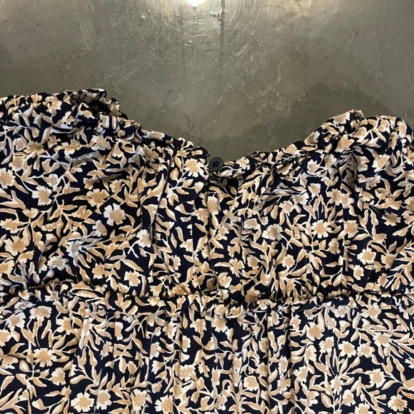 Boden Navy Floral Puff Sleeve Ruffled Yoke Jersey Dress Pockets US 8L UK 12L - Picture 8 of 8